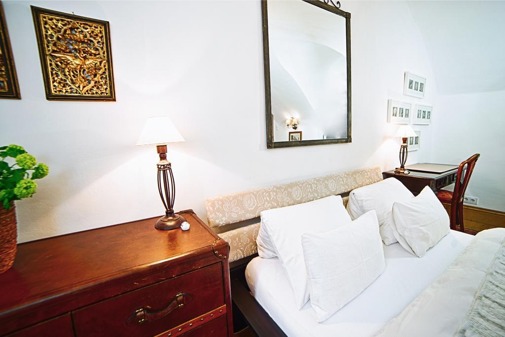 Salzburg Place To Stay Eksteriør billede