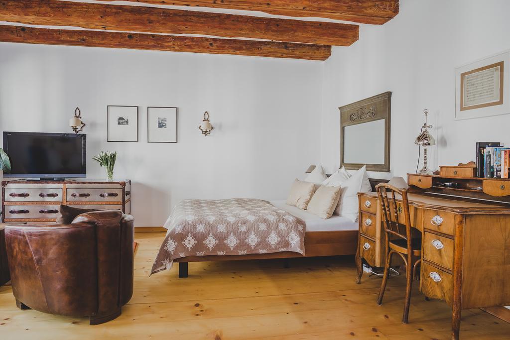 Salzburg Place To Stay Eksteriør billede